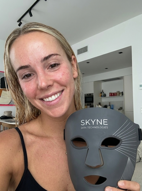 Reduces fine lines & wrinkles
